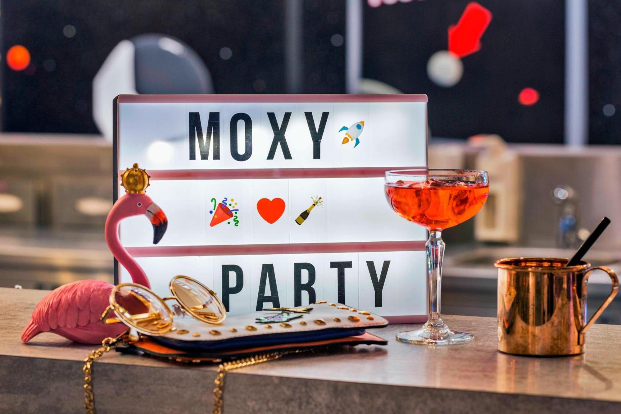 Moxy Darmstadt Bagian luar foto