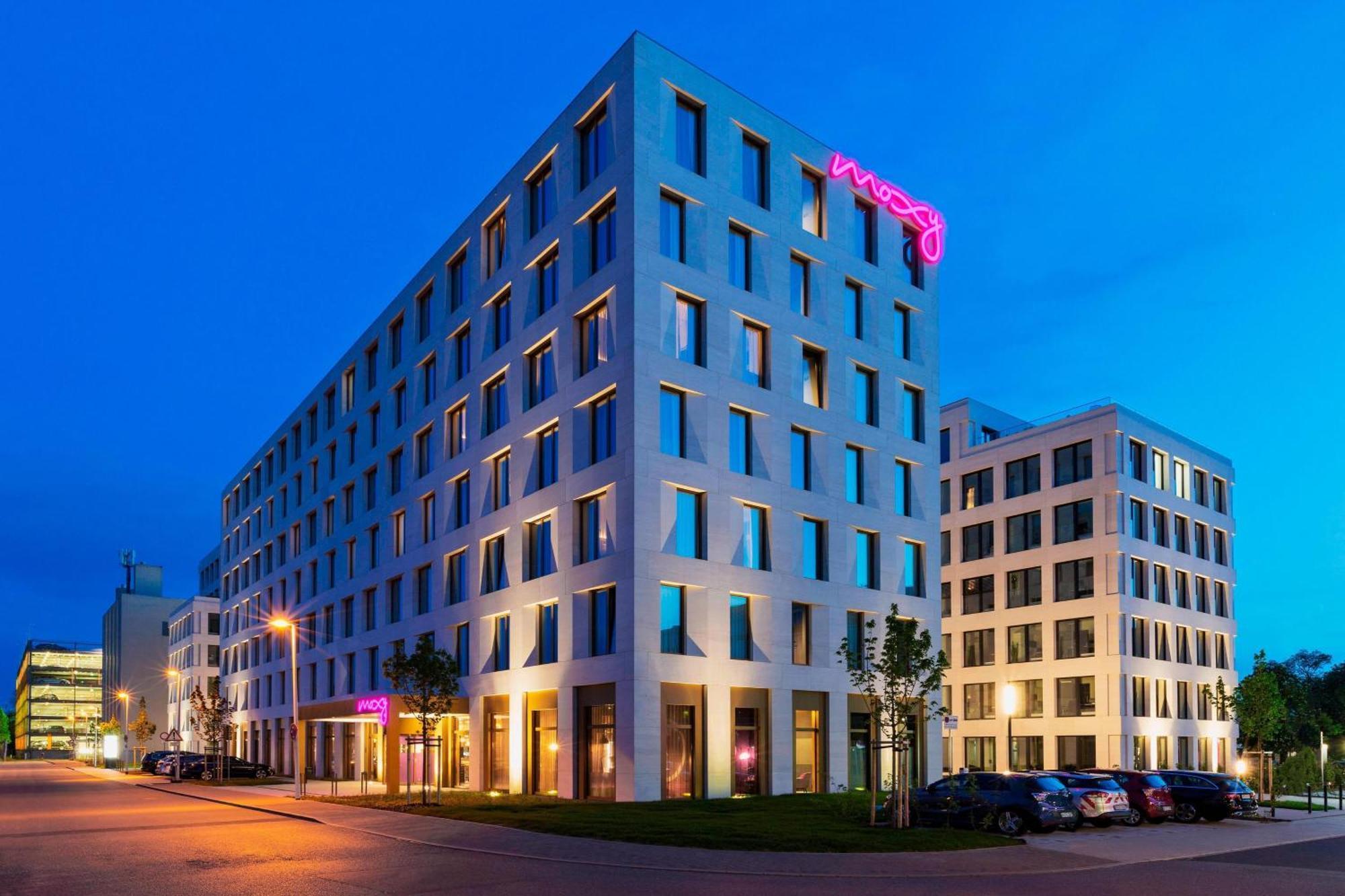 Moxy Darmstadt Bagian luar foto